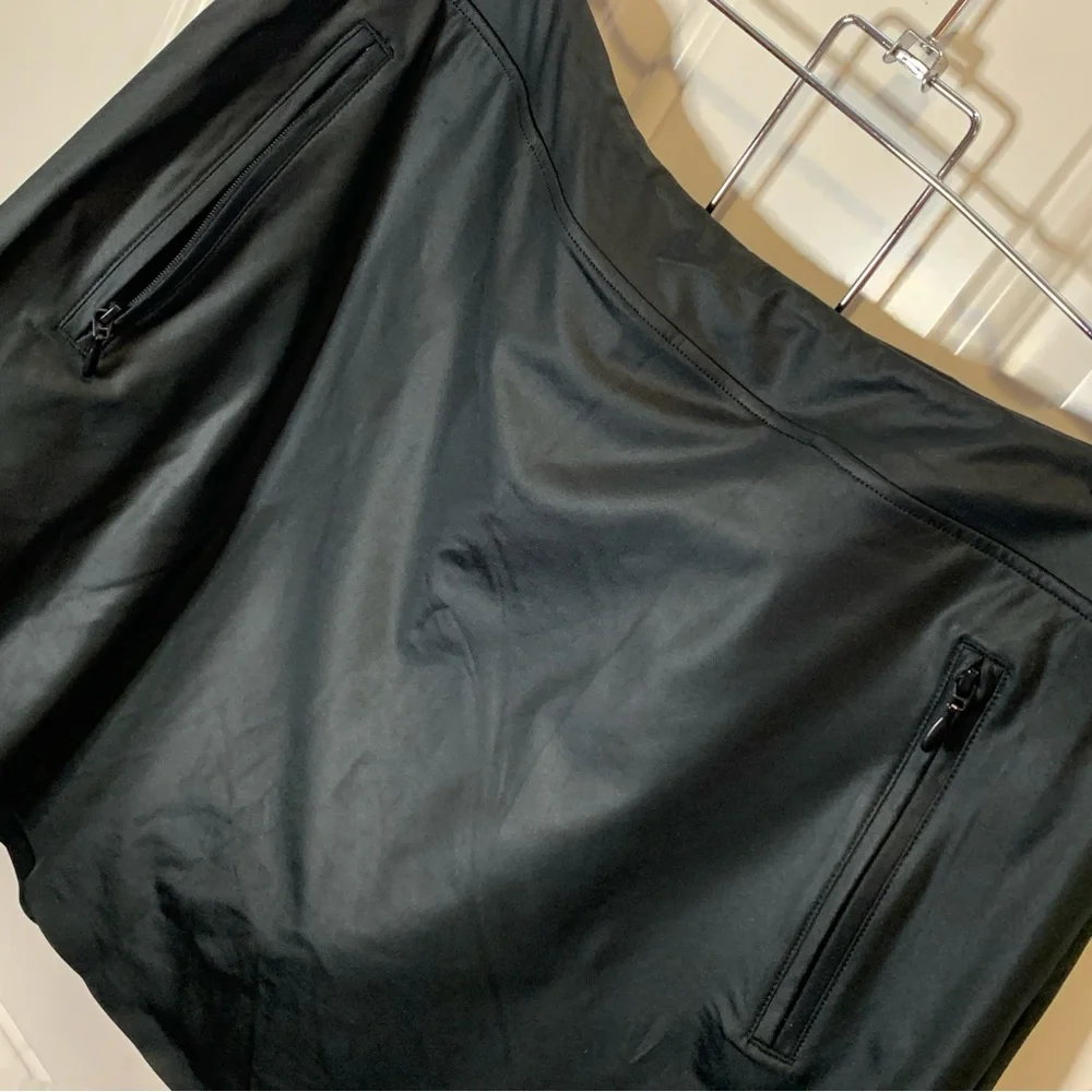 G/Fore Silky Tech Nylon A-Line Skort Shade Onyx Black Sz M Retail Price $145.00 - Picture 13 of 16